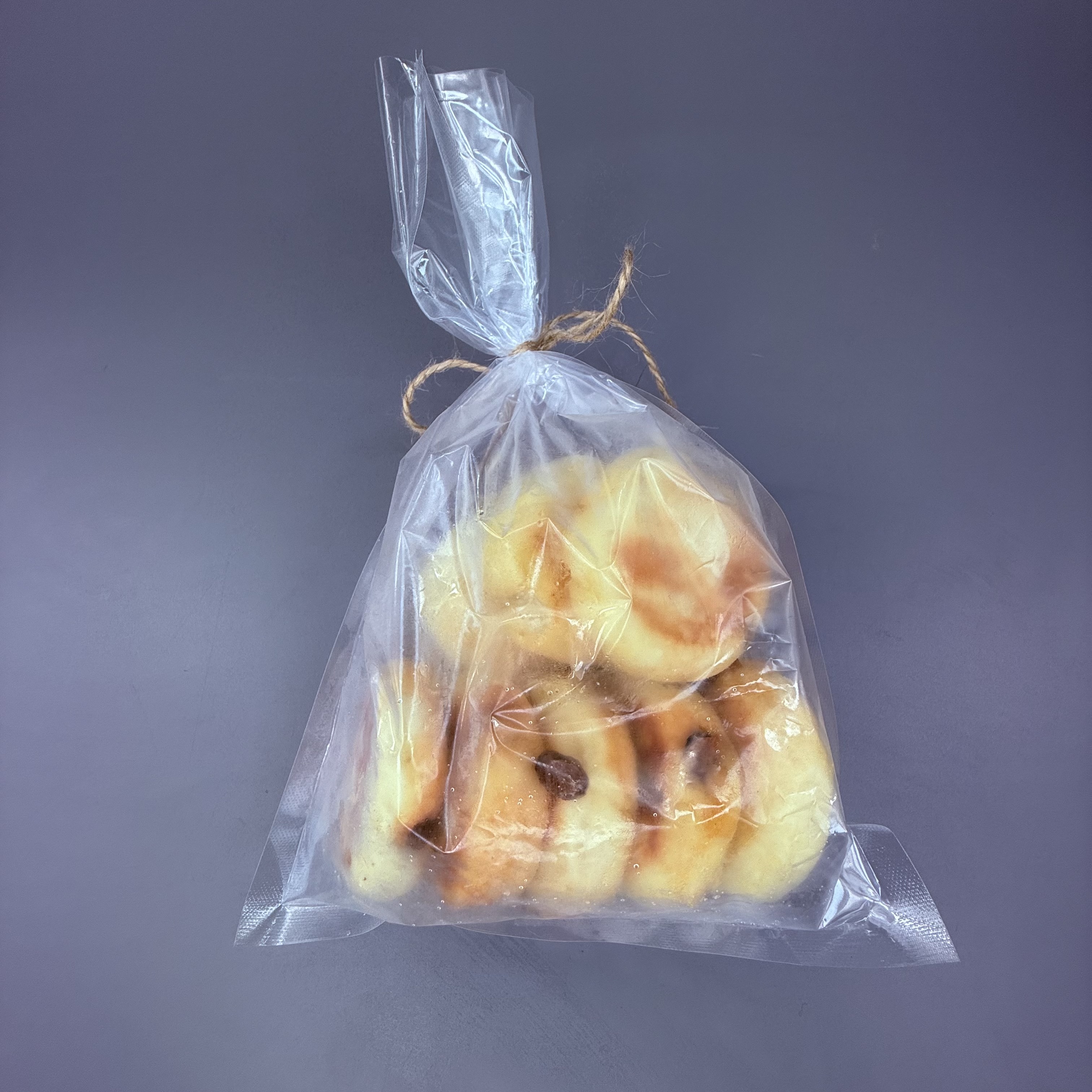 Сырники фермерские с изюмом, 500г ИП Дубынин