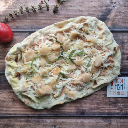 пицца с гребешком