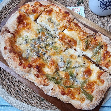 пицца сырная
