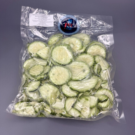 photo_5352936059223870506_y